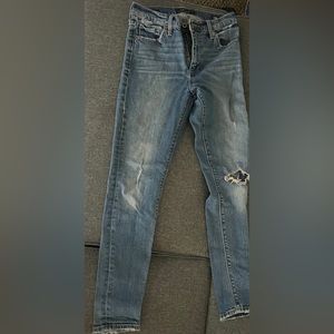 Size 4/27 Lucky brand jeans.